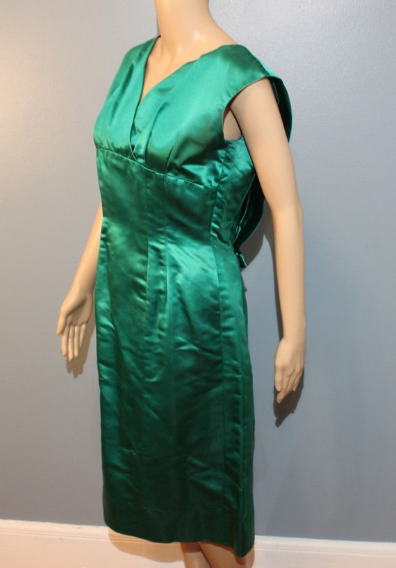 Vintage 1940s-1950s Hand Tailored Green Satin Coc… - image 2