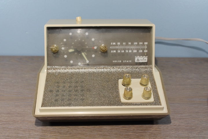 Zeldzame Vintage Mid-Century Modern Arvin Solid State Analoge Wekker Radio