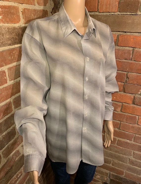 Vintage 1970s-1980s Gray Striped Long Sleeve Oxfo… - image 9