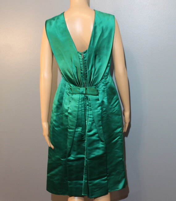 Vintage 1940s-1950s Hand Tailored Green Satin Coc… - image 6