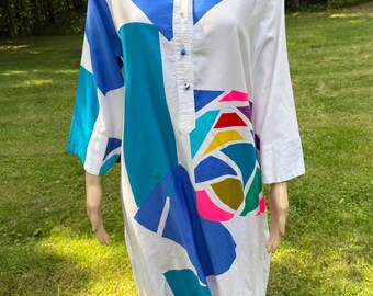 Sukienka Forever z bawełny w stylu vintage z lat 60. i 70. XX wieku zaprojektowana przez Catherine Ogust. Kolorowa, bawełniana sukienka wyprodukowana w USA. Rozmiar damski.