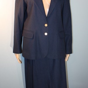 Vintage 1960s ILGWU Pantter Women's Two-Piece Suit Navy Blue Wool Blazer Jacket and High Waisted Pencil Skirt with Belt Made in the USA image 8