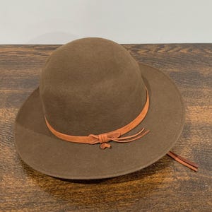 Vintage 1960s Dorfman Pacific Brown Wool Cowboy Hat With  display picture 1