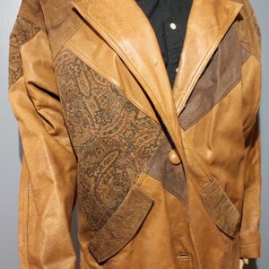 Vintage 1970s-1980s Winlit Brown Paisley Genuine Leather Trench Coat Adult Small image 3