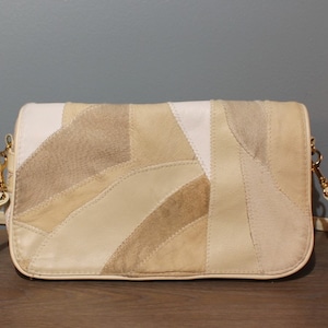 Vintage 1960s-1970s White and Beige Patched Leather Purse 
