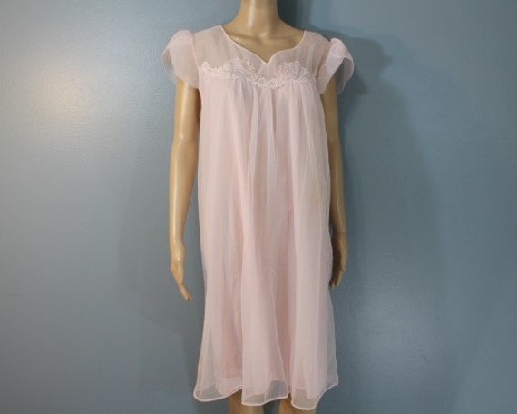 Vintage 1960s-1970s Gaymode Penneys Light Pink Sh… - image 3