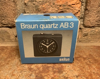 BRAUN アラームクロック Made in Germany il_fullxfull.3779663431_nd4u.jpg