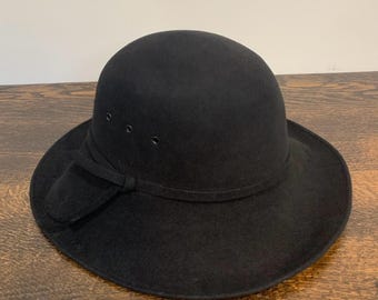 Helen Kaminski RABBIT Fur Felt Cloche Hat, Adjustable Fits  display picture 3