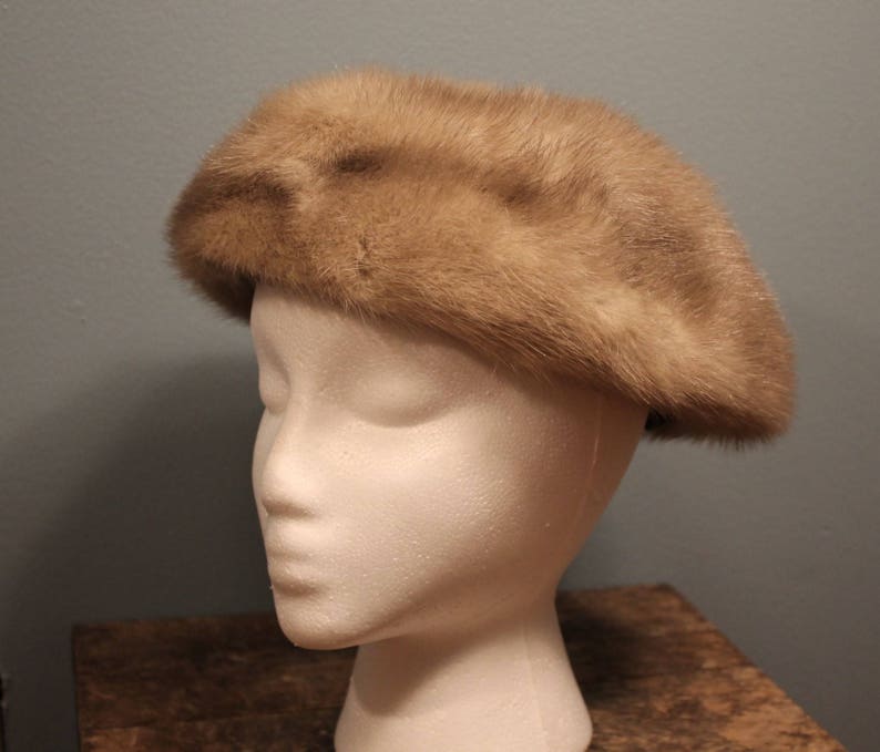 Vintage 1960s Gwenn Pennington Light Tone Mink Fur Hat USA Union Made Winter Russian Hat image 1