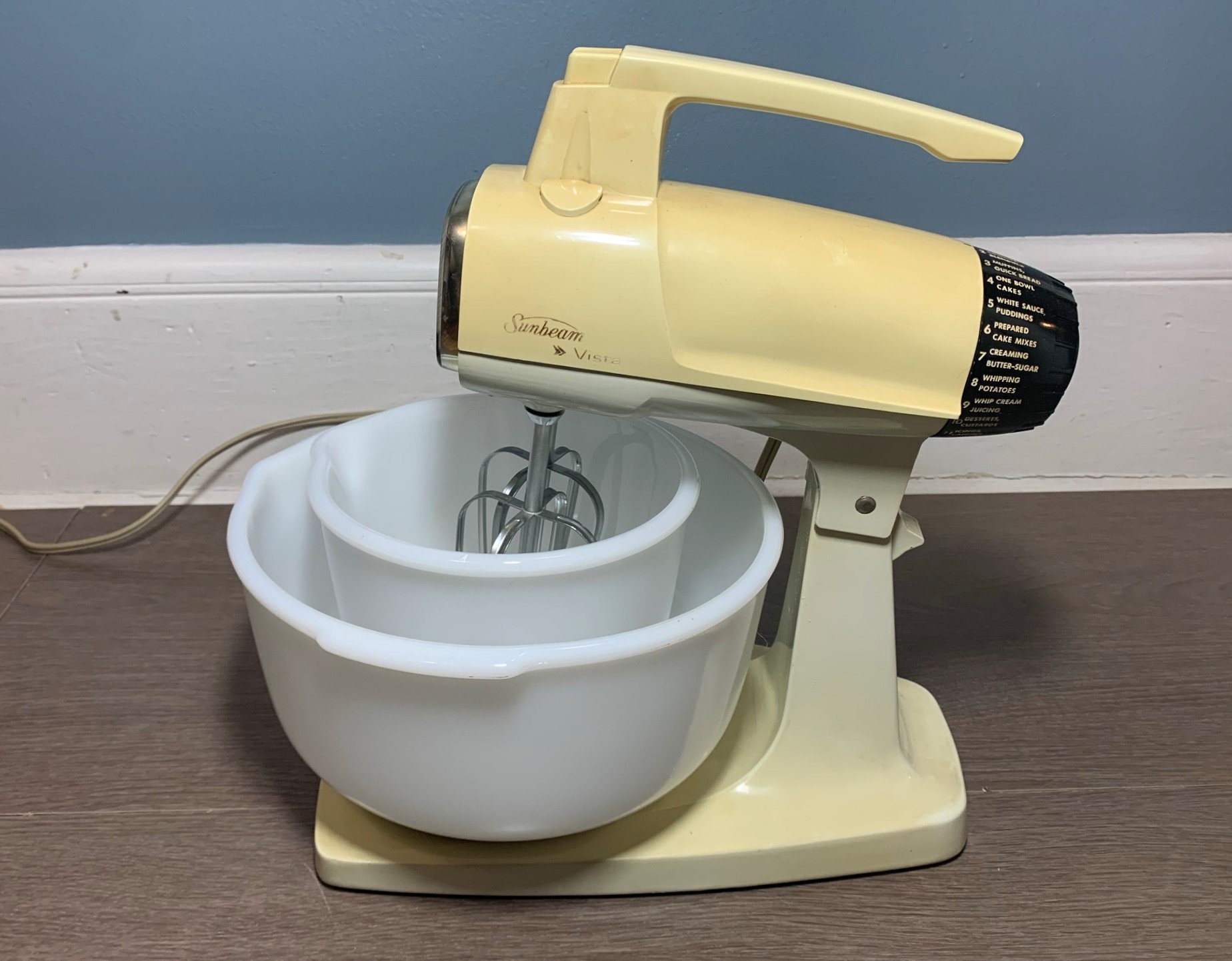 old fashioned cake mixer