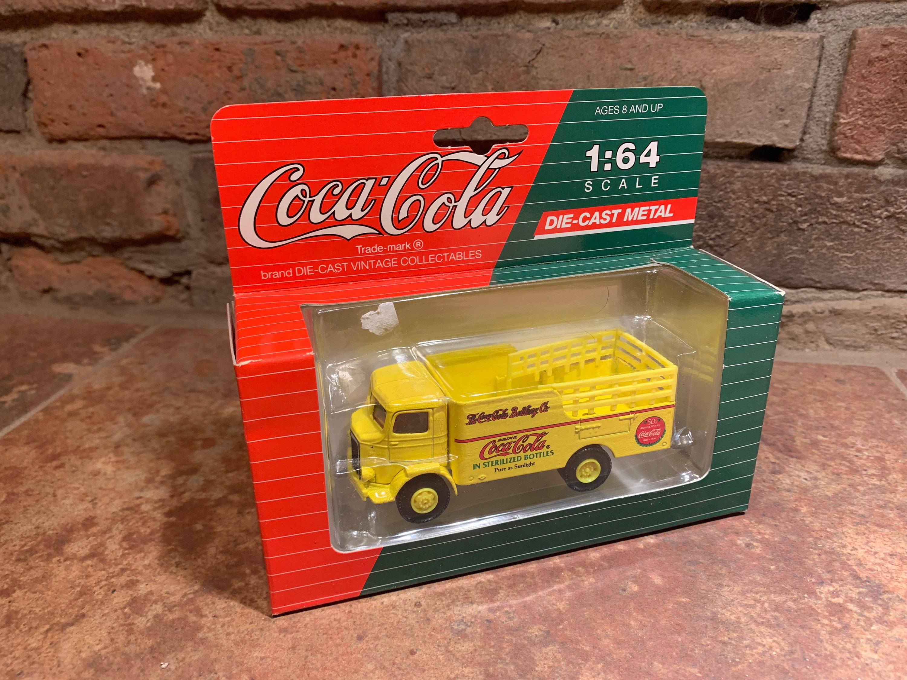 1991 Coca-cola Bottling Co. Vintage Vehicles Collection 1/64 Scale