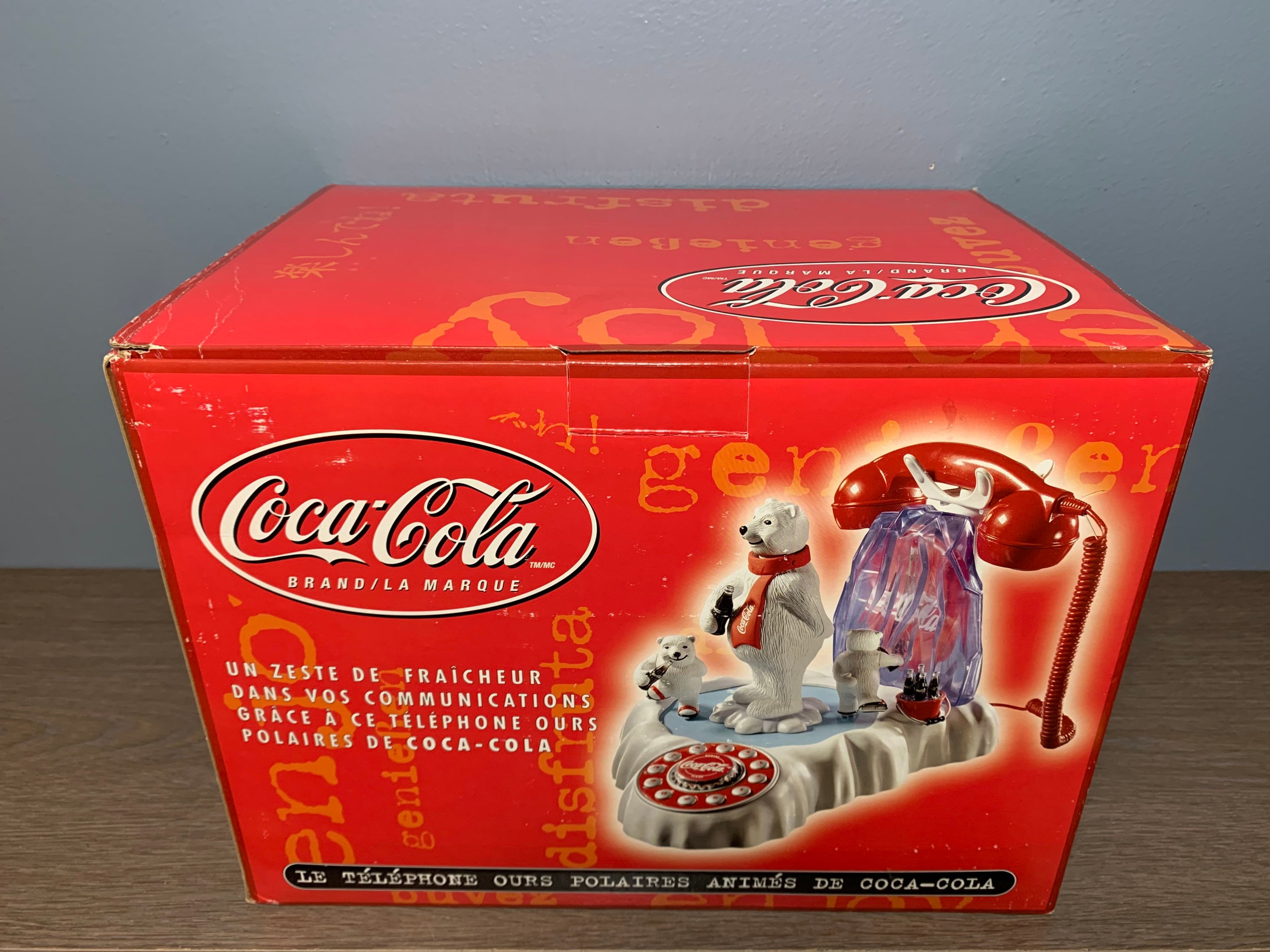 Vintage Coca-cola Collectible Animated Polar Bear Phone New in Box