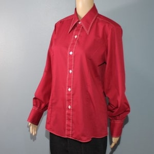 Vintage 1960s-1970s Montgomery Red Long Sleeve Button Down Blouse