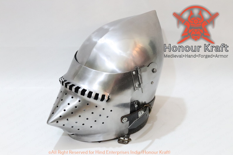 reenactment helmet
reenactment armor
medieval arm
european armour
pig faced helmet