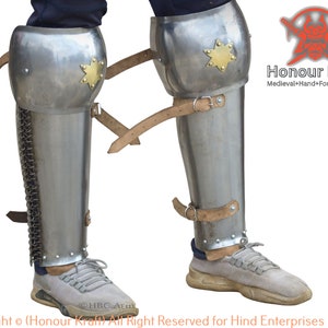 中世の鋼鉄の鎧 モンゴルの脚のグリーブ鎧 一対の脚の鋼鉄製の鎧 画像 8