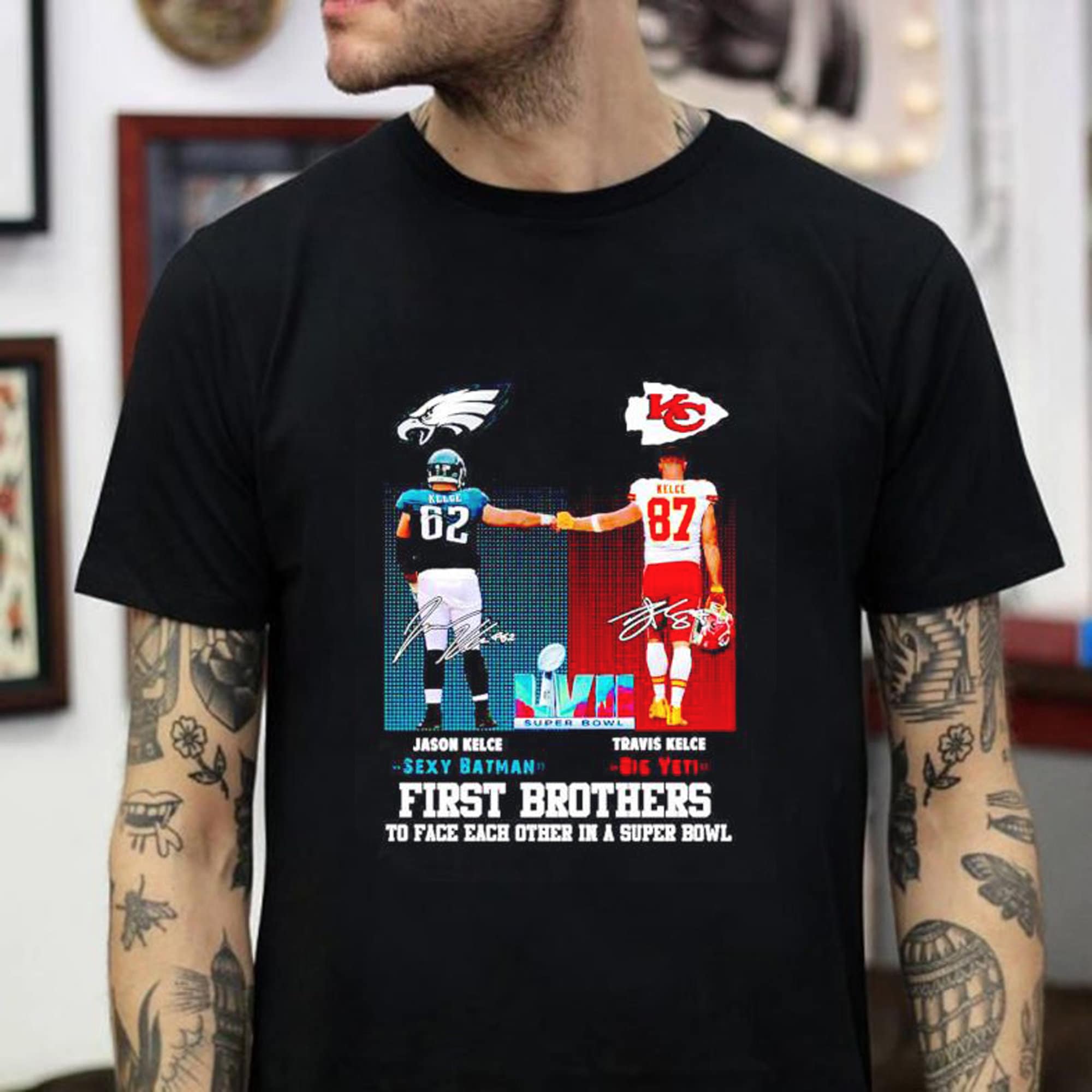 Discover Jason Kelce vs Travis Kelce first brothers Shirt