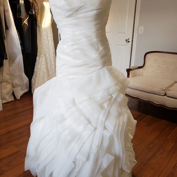 Strapless high-low gown signature White by Vera Wang