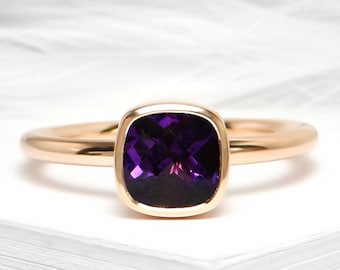 Dark Amethyst and rose gold ring - Rose gold ring, Minimal design amethyst ring, Purple gemstone ring, Stacking ring, Cushion cut ring