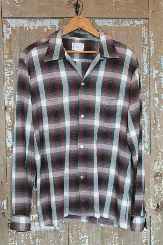 JC Penney Towncraft Men's Shirt Rayon Wool Medium