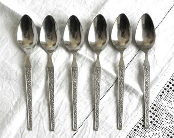 6 x Matching Vintage 1970s Stainless Steel Grapefruit Spoons Floral Patterned Handles