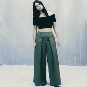 Women's Pant Sewing Pattern PDF Wide Leg Pants with front pleat image 4