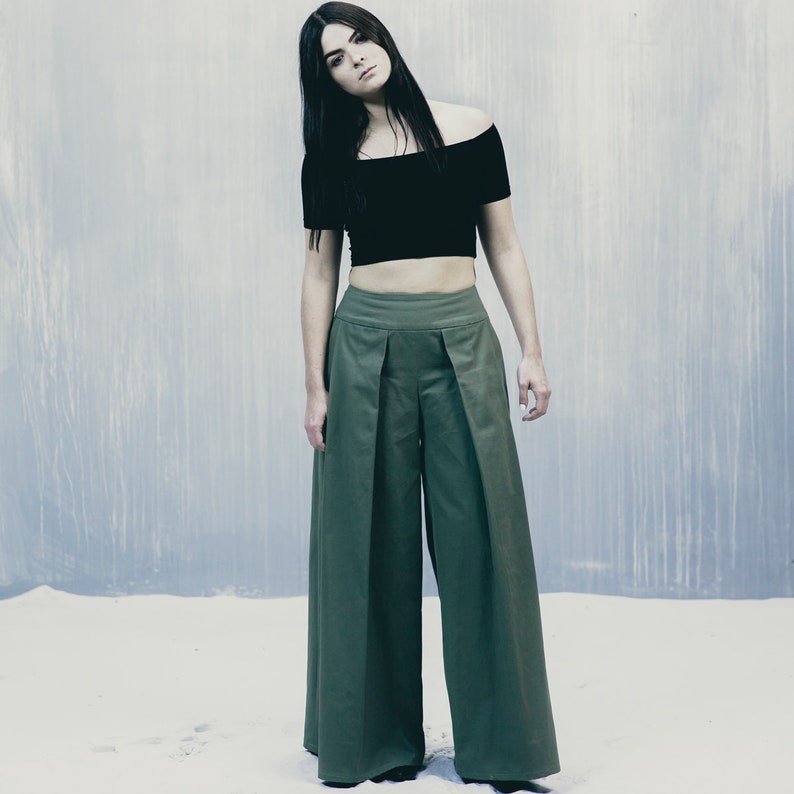 Women's Pant Sewing Pattern PDF Wide Leg Pants with front pleat image 4