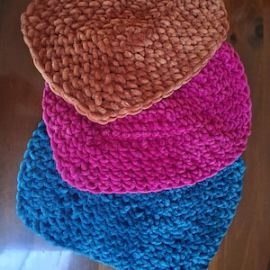 Luxurious Cat Mat ~ Handmade Med Size Cat or Small Dog Mat ~ Crocheted Pet Bedding