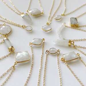 June Birthstone Necklace, Long Moonstone Necklace, Raw Moonstone Choker, Layering Moonstone Necklace, Crystal Long Necklace, Everyday Neckla