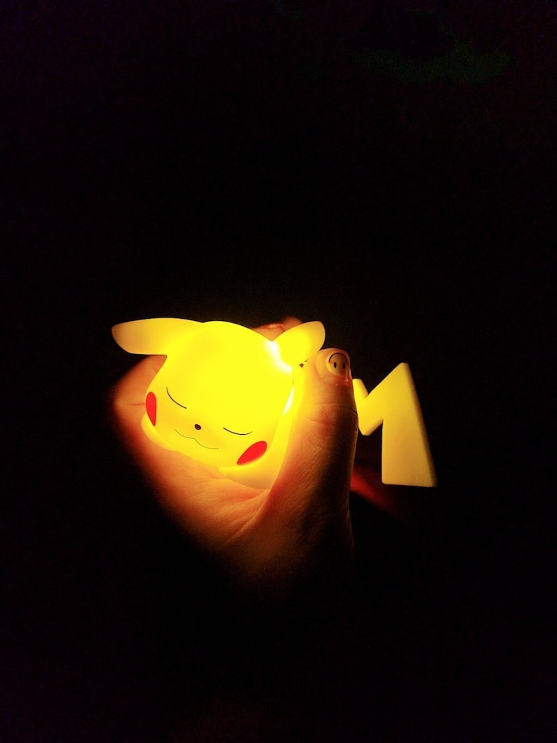Pikachu Mini Nightlight Mood Lamp Figurine Produit coréen image 3