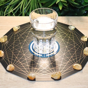 Large tesseract, Lakhovsky MWO and vortex antenna radionics disc, radionics broadcasting plate, powerful aetheric pump, water energising