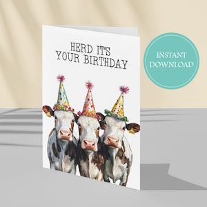 Cartão de aniversário instantâneo para download de vaca, rebanho, é seu aniversário, amante de animais de fazenda, carro de felicitações digital dobrável, cartão de aniversário engraçado para impressão