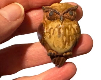 Little brown owl woodland animal handmade cermaic fridge magnet - just because gift - w/ black velvet gift bag (sold individually)