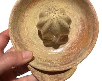 Rustic yellow fresh squeezed juicer / juice maker. Hand painted ceramic squeezer.