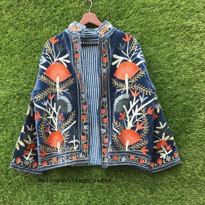 Unisex handgemaakte fluwelen winterjas met borduurwerk | katoenen voering aan de binnenkant | Patchwork, handgemaakt, milieuvriendelijk | Boho | Hippie | Spiritueel voor vrouwen