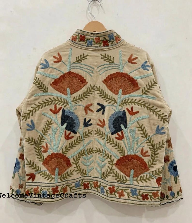 Green Embroidery floral Jackets Velvet inner Cotton Bohemian Style Winter Coat Street wear Bomber Boho Reversible Jacket for Women fashion Beige