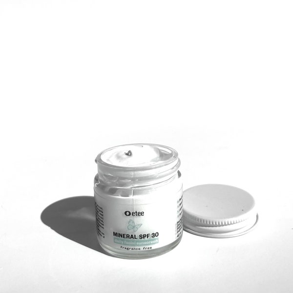 Daily Facial Sunscreen- Mineral SPF 30 | 1 jar | Eteeshop - your one stop zero waste shop