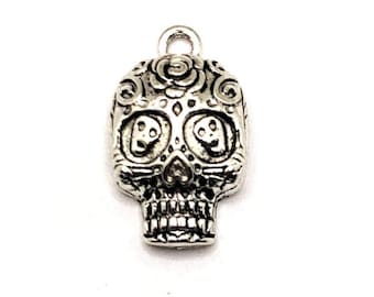 Day of the Dead 1-50mm Large Sterling Silver Carved Sugar Skull Pendant Onyx Gemstone Eyes GS18-0113G Statement Pendant Skull Jewelry