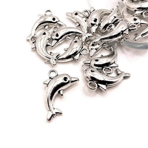 4, 20 oder 50 BULK Silber Delfin Charms, 3D Delfin Anhänger, Meer, Strand, 14 x 5 mm | Versand sofort aus den USA | AS320