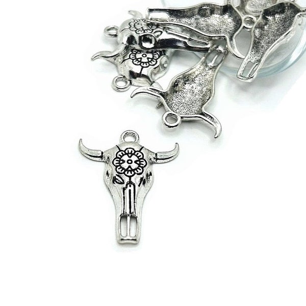 4, 20 or 50 BULK Silver Cattle Skull Charm, Steer Skull, Cowboy, Western, 32x26mm | Ships Immediately from USA | AS507