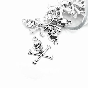 4, 20 or 50 BULK Silver Skull and Crossbones, Pirates Skull and Cross Bones, Jolly Roger, 21x24mm | Ships Immediately from USA | AS1318