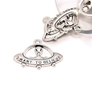4, 20 or 50 BULK Silver I Want to Believe Charms, Alien Charm, Spaceship, UFO, 23x31mm | Ships Immediately from USA | AS549