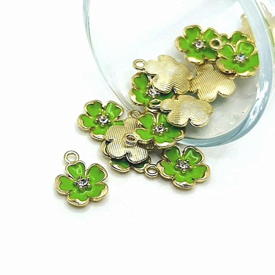 1, 4, 20 or 50 BULK Bright Green Flower With Rhinestone