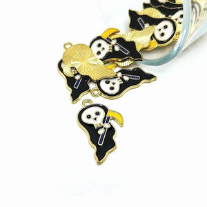 4, 20 or 50 Enamel Grim Reaper Death Charms, Halloween, Reaper with Scythe | Ships Immediately from USA | EN971