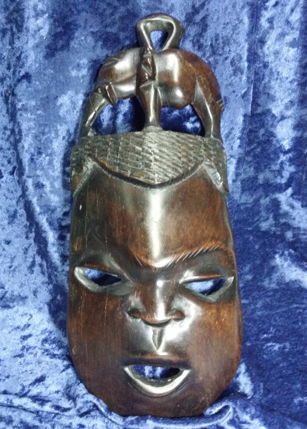 Details about   African Mask Wall Hanging Wooden Sculpture Plaque Ebony Wood Carving Tribal Art 