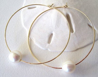 Pearl Hoop Earrings Gold, Pearl Hoops, 2 inch Hoops, Large 14K Gold Filled Hoop Earrings,Freshwater Hoop Earrings, Large Pearl Hoop Earrings