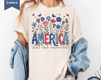 America Floral TShirt Comfort Colors, 4th of July T-Shirt, Patriotic Wildflower Tee, Red White Blue Graphic Tee, USA Independence Day Shirt