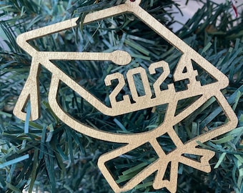 Class of 2025 Ornament, Graduation Class of 2025, Decorations for Christmas Tree, Congrats Grad, Cap and Diploma, Holiday Decor, Grads