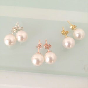 Pearl Stud Earrings Swarovski Glass Pearl Silver/Gold/Rose Gold Bridesmaid Gift image 1