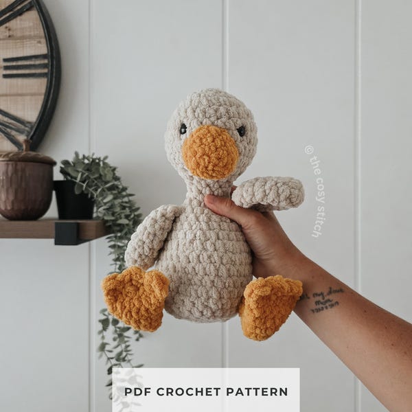 Crochet Duck Pattern – Derbie the Duck Plush – Amigurumi Bird – PDF Instant Download