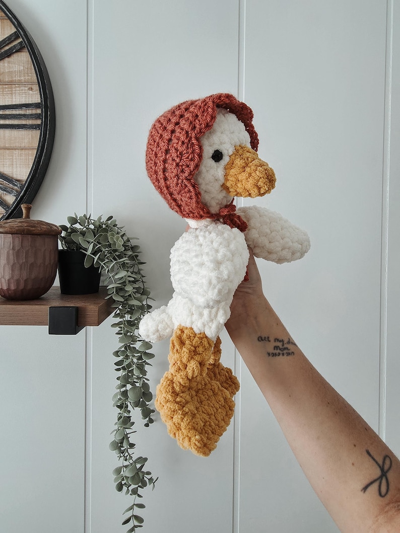 Goose Lovey Crochet Pattern | Amigurumi Goose | PDF Instant Download image 2